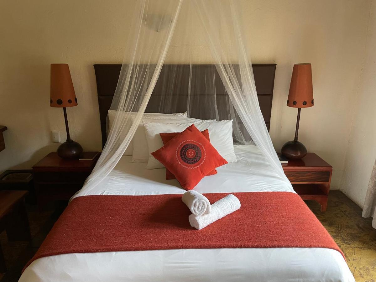 Buffalo Hotel Hectorspruit Zewnętrze zdjęcie