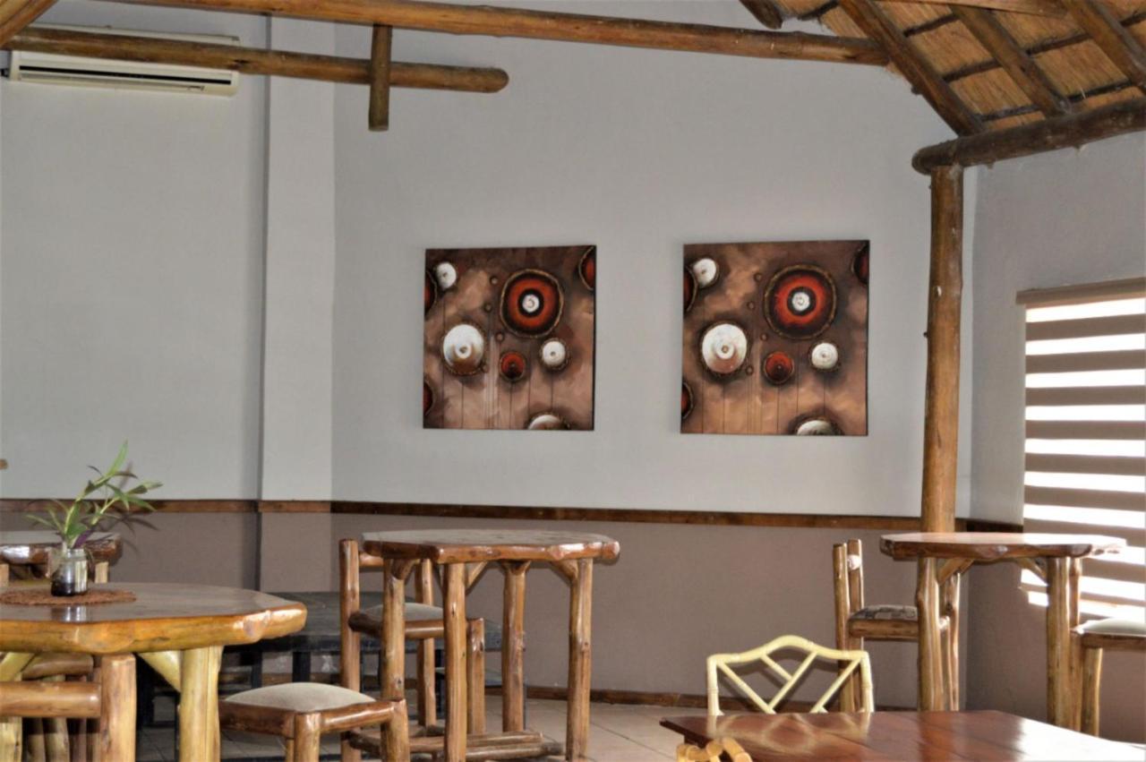 Buffalo Hotel Hectorspruit Zewnętrze zdjęcie