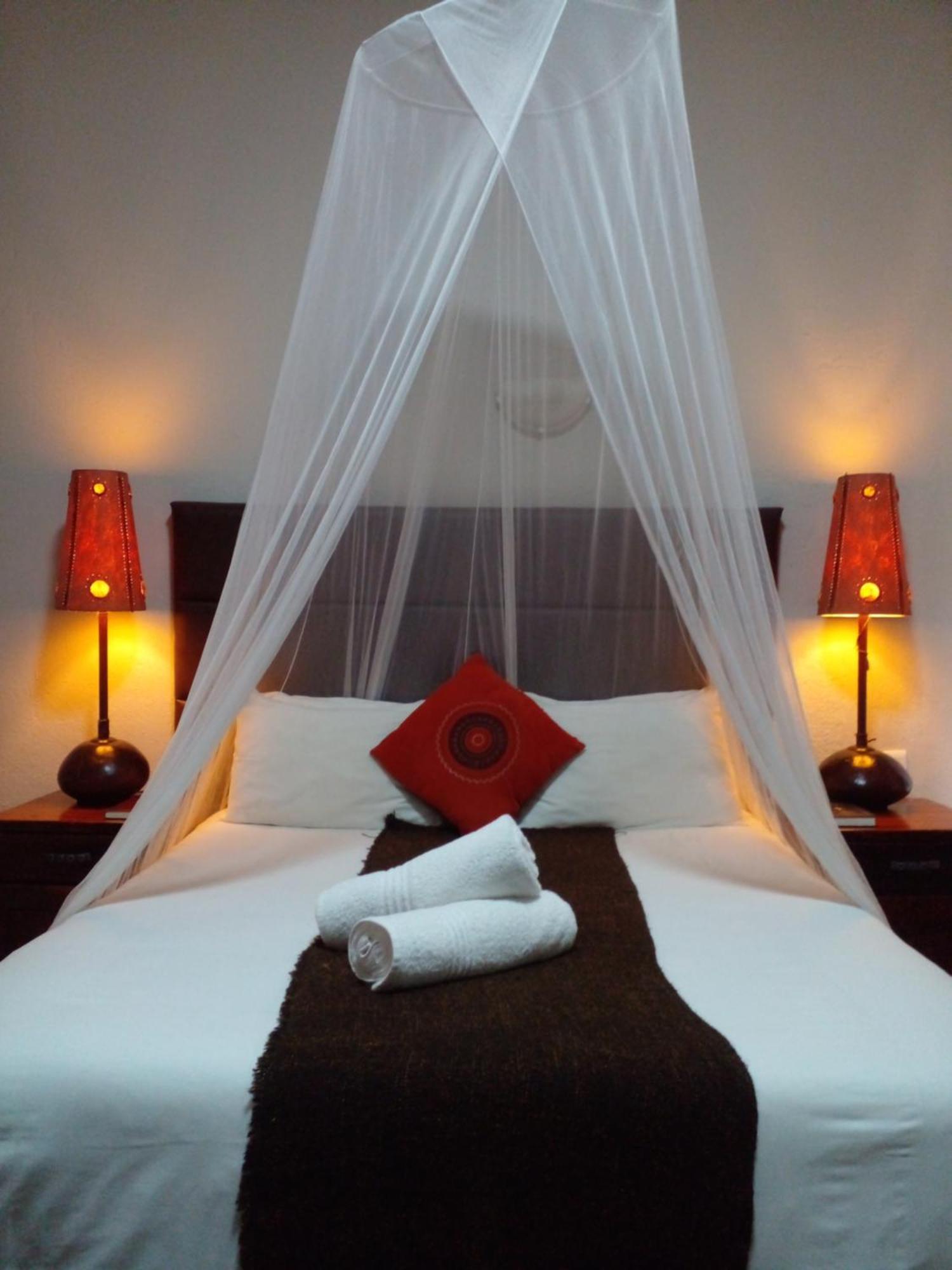 Buffalo Hotel Hectorspruit Zewnętrze zdjęcie